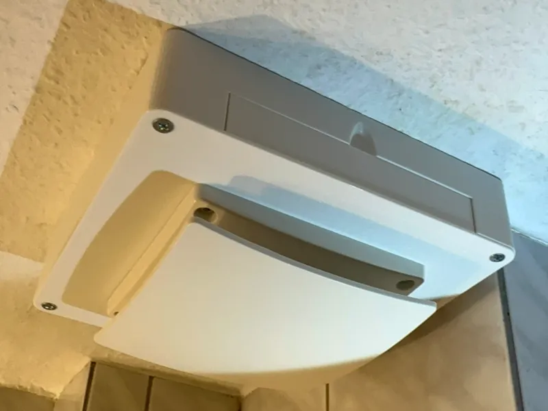 Kondensatabscheider für einen Badventilator