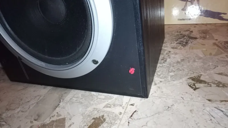 Jamo speaker grid pin