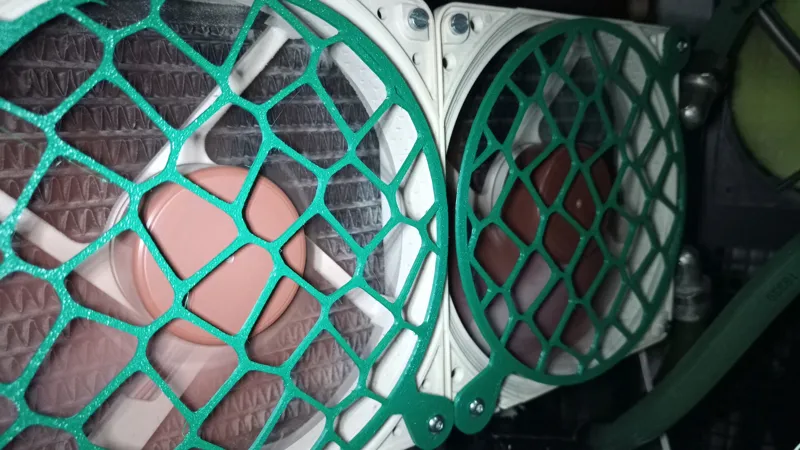 120mm fan grid, cover diag screw