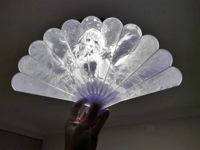 Robin Monochrome Folding Fan