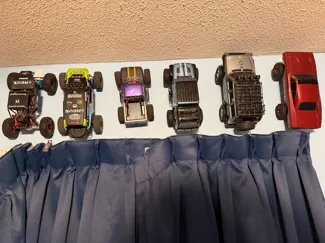 1/24 and 1/18 RC crawler Wall Mount