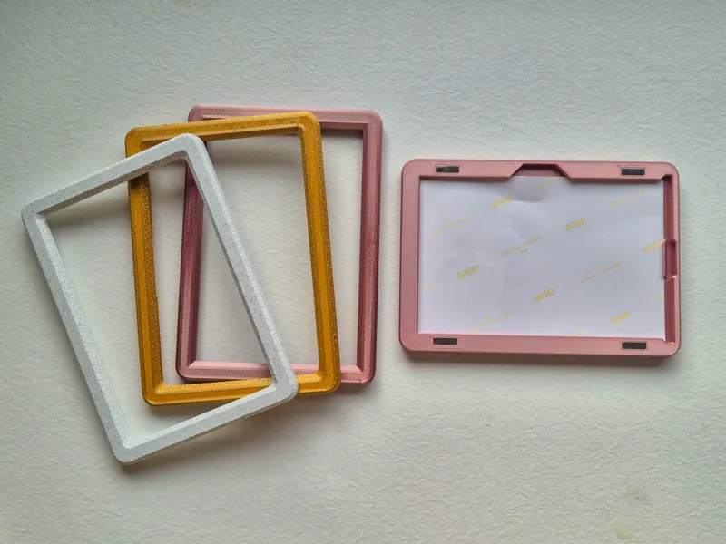 4x6 Picture frame (~100mmx150mm) 