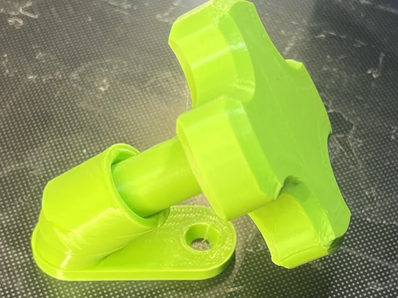 Screwdriver 1/4" Hex Bit with screw mounting