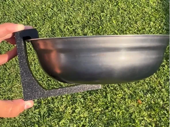 Soporte para comedero de mascotas