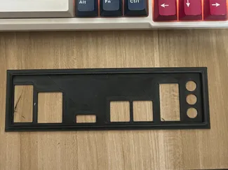 尔英B660M主板IO挡板