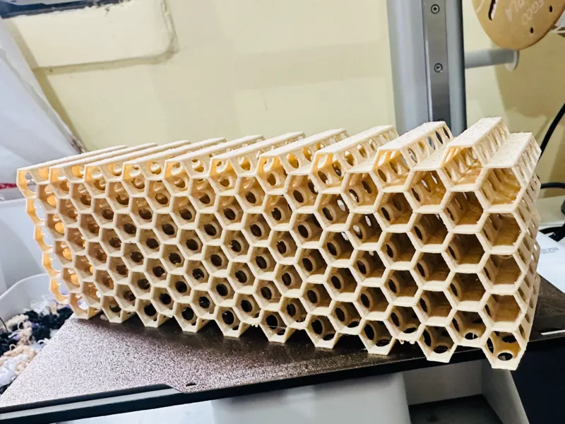 honeycomb hides for craylings ang small shrimps