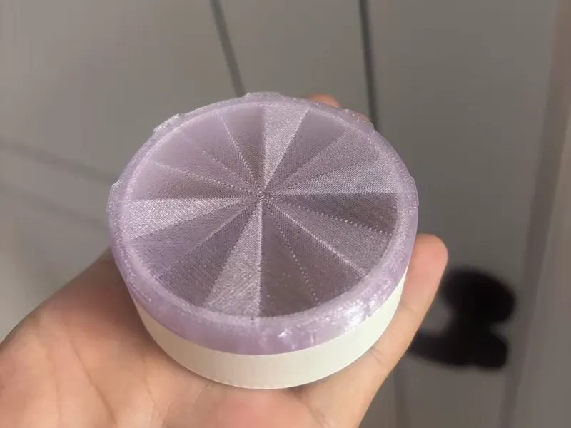 旋转卡扣式收纳盒