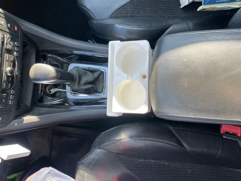 Citroen C5 X7 CupHolder