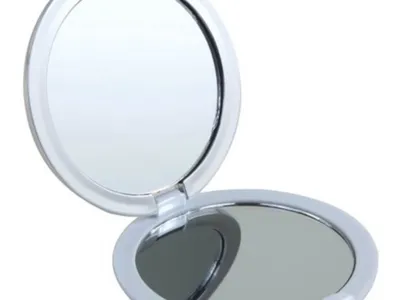 compact mirror