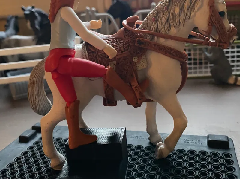 schleich mounting block