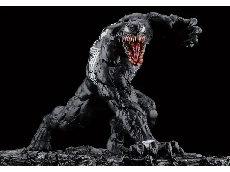 venom statue figure 