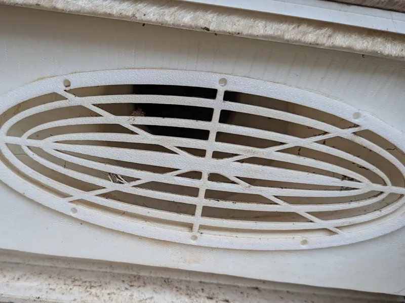Cover for Sliding Window Vent with 4" Air Duct