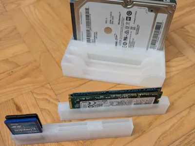 SSD HDD holder/organizer 2,5'' + extras
