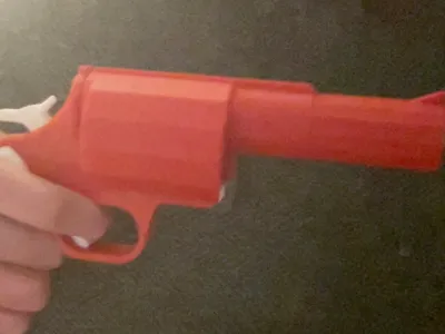Flare gun to Revolver (original by Franz-Creator)