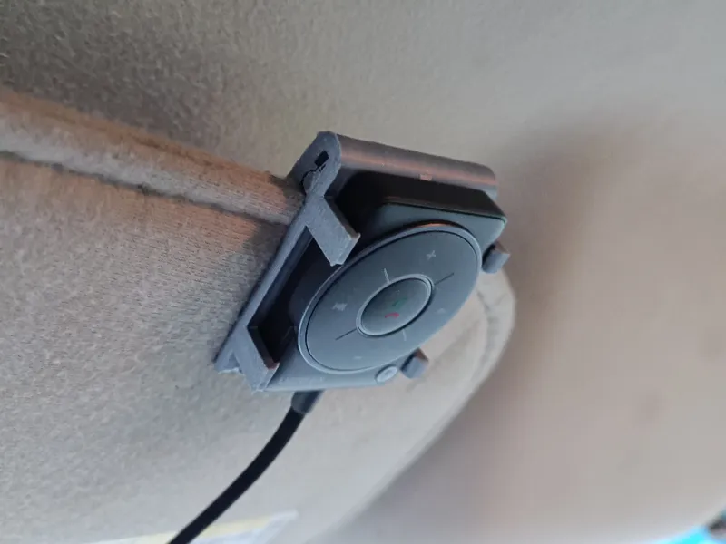 holder for the UGREEN Bluetooth 5.4 Adapter