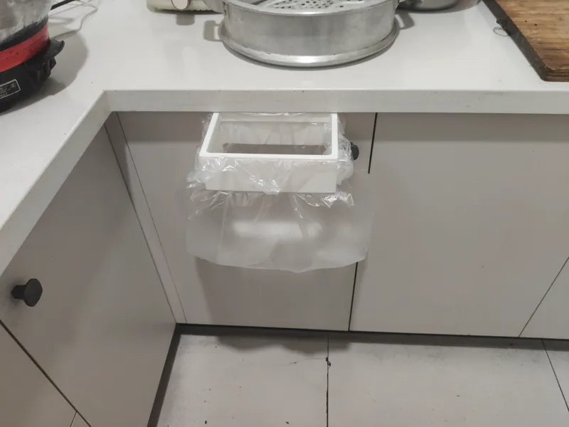 厨房垃圾桶，灶台门垃圾桶