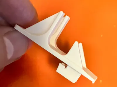 Whirlepool fridge shelf clip