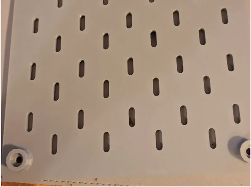 Skadis Pegboard 10mm gap from wall