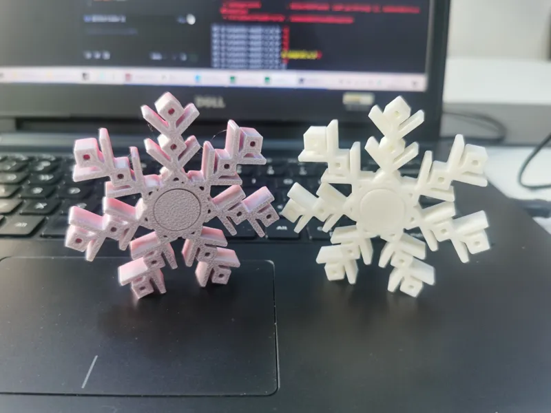 雪花指尖陀螺