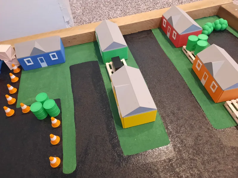 Houses for CyberBrick truck and forklift