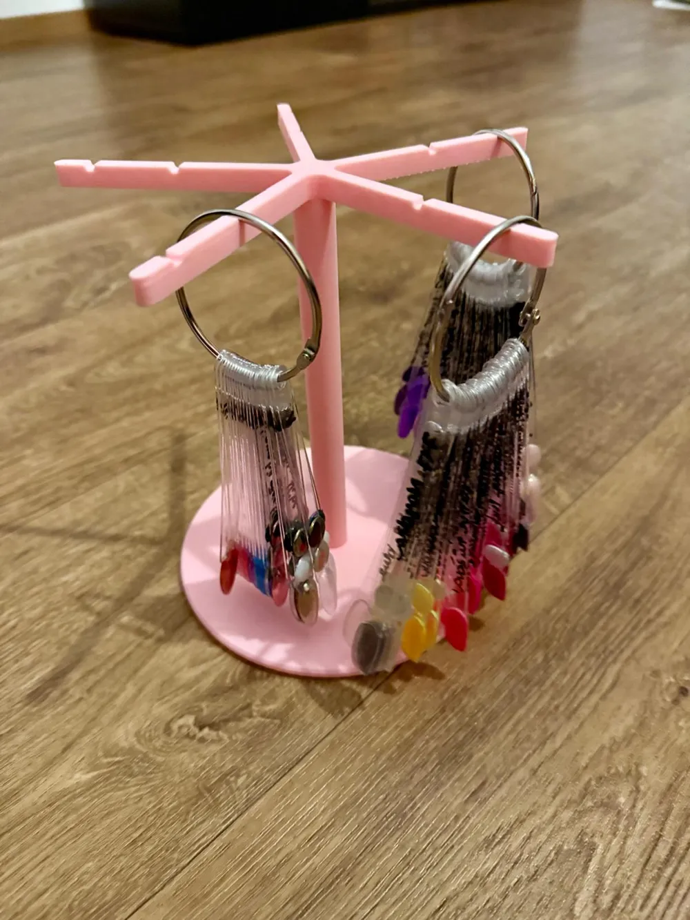 Nail tips holder - Free 3D Print Model - MakerWorld