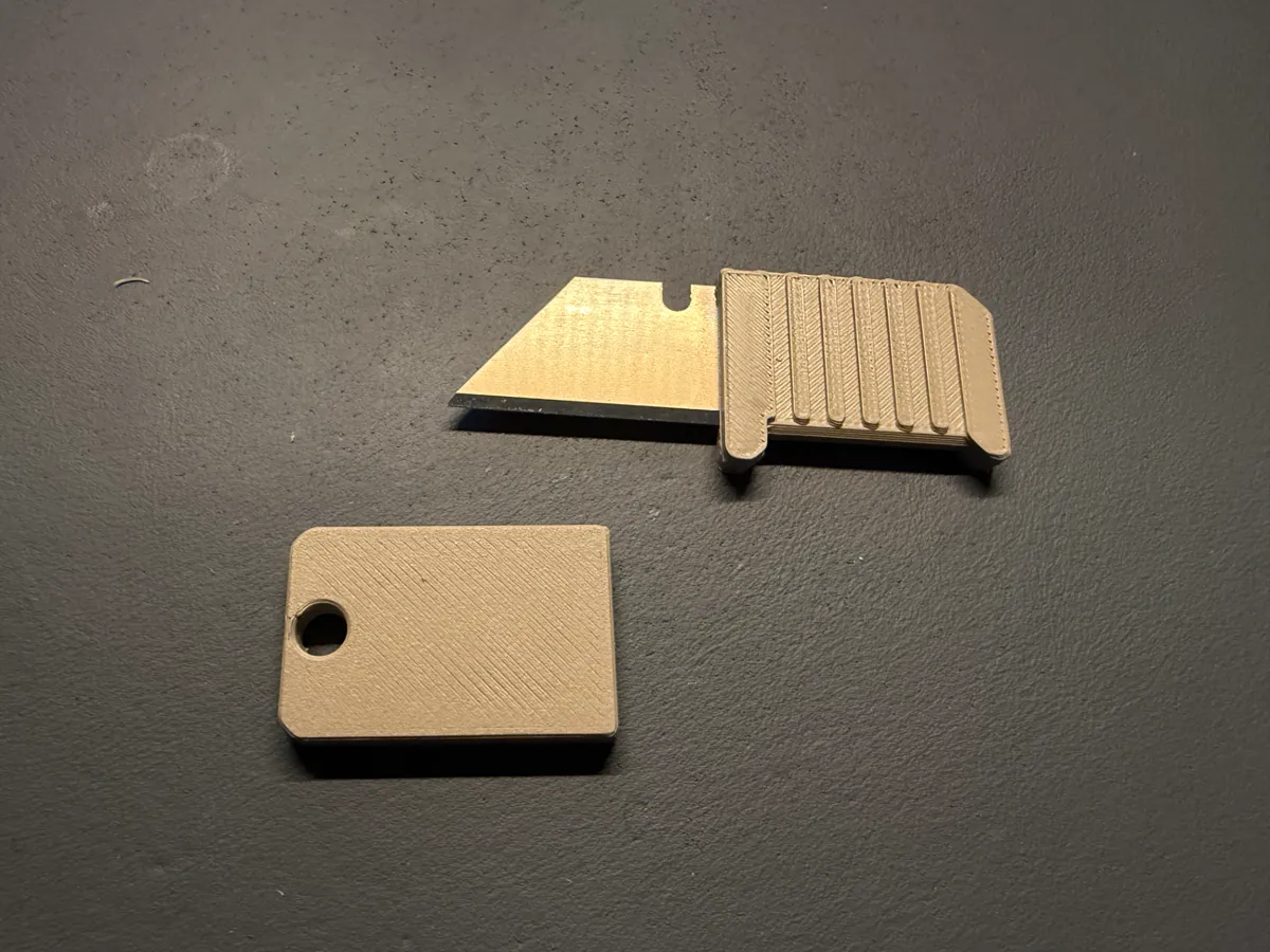Dagger-style mini box cutter (uses trapezoid blade) - Free 3D Print ...