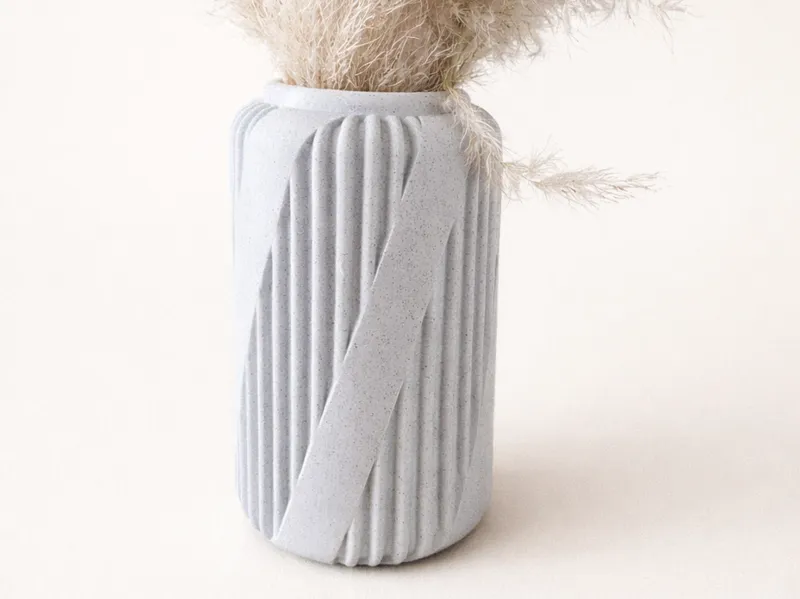 Spiral Ribbed Vase – Minimalist Decorative Vase
