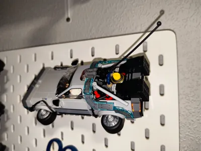 [IKEA Skadis] Speed Champions DeLorean Holder