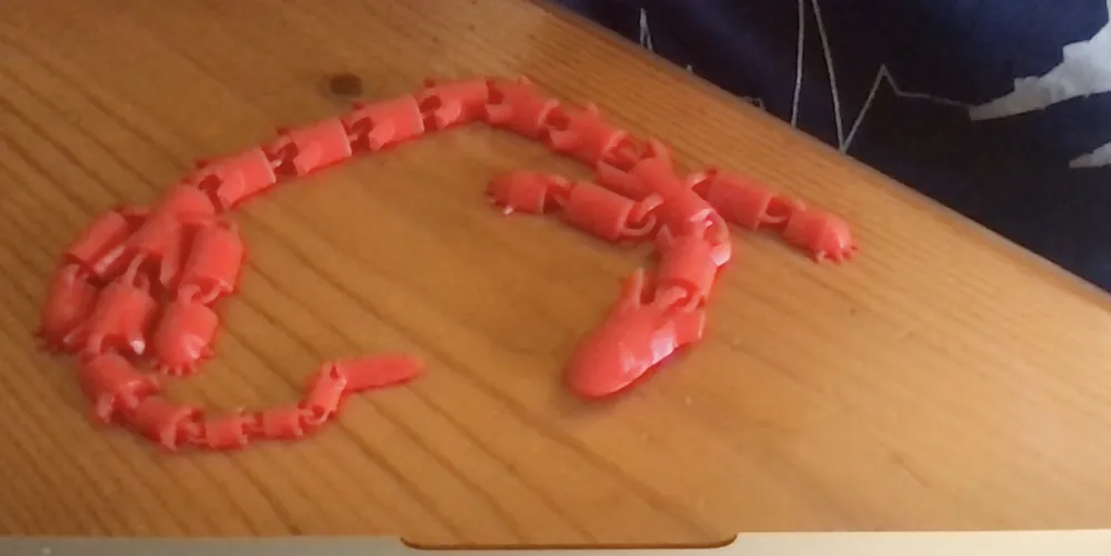 Articulated Lizard - Free 3D Print Model - MakerWorld