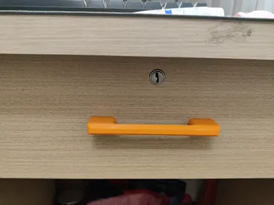 Drawer handles