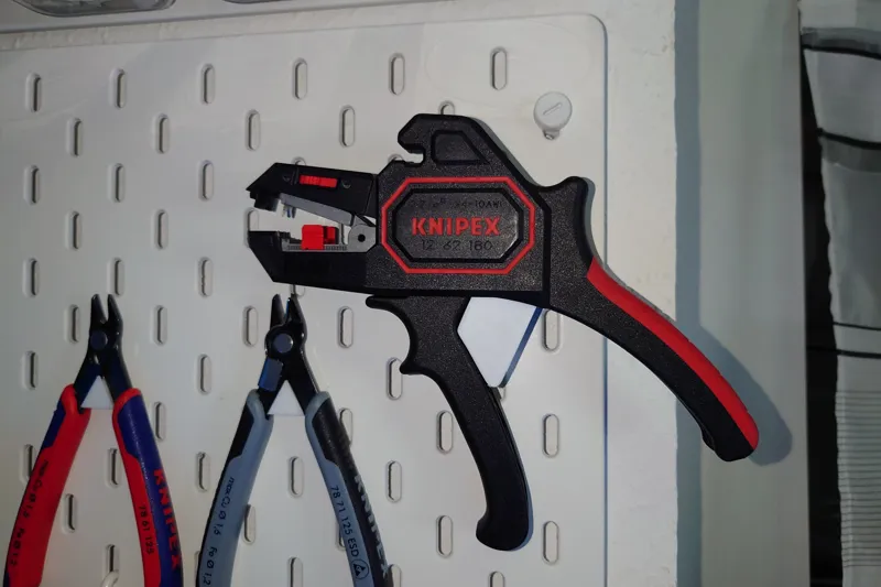 KNIPEX 12 62 180 (insulation stripper) IKEA SKÅDIS