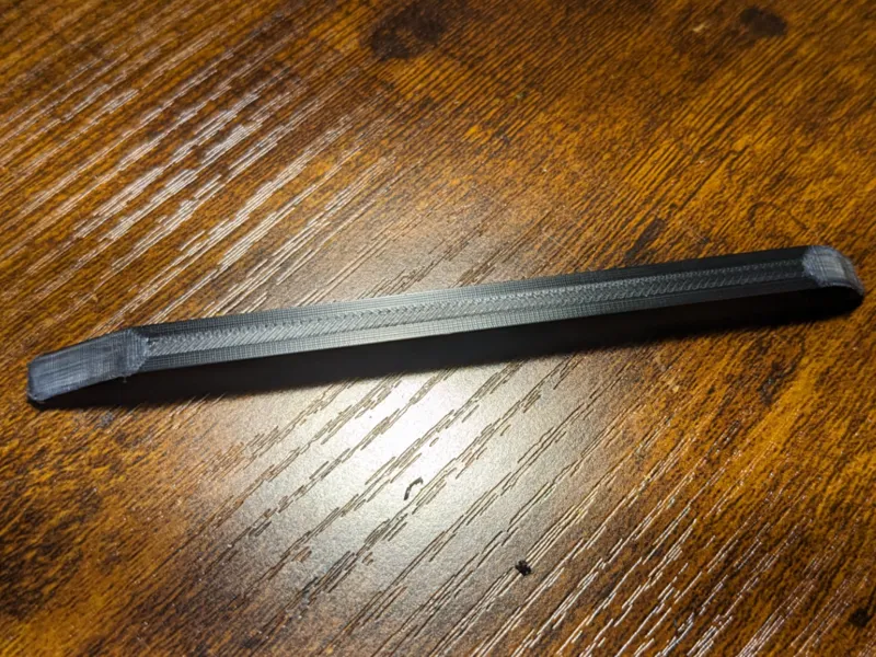 Plastic scraper and spudger for computers