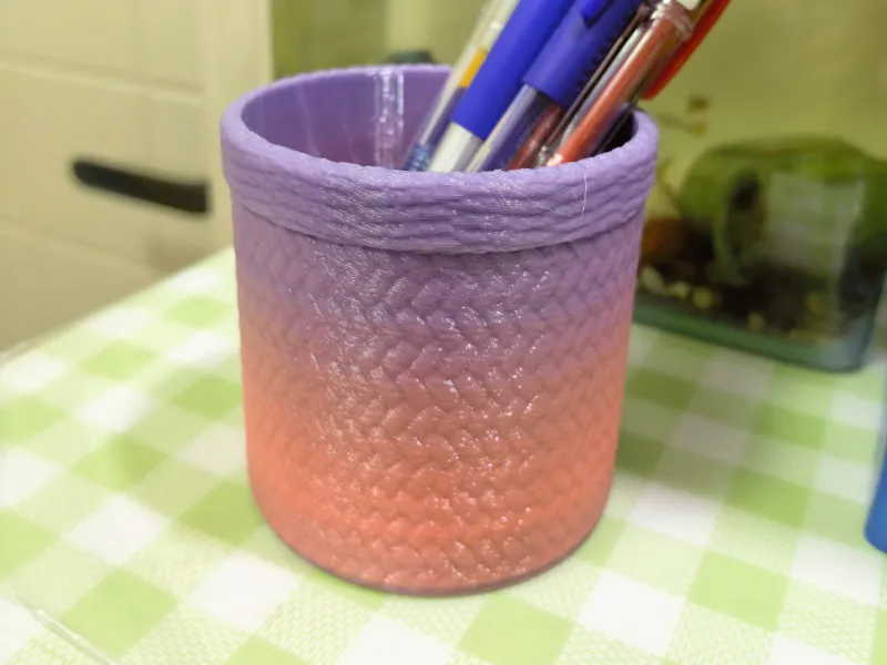 针织 笔筒