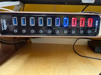 USB 3.0 Atolla Hub IKEA LACK Halter