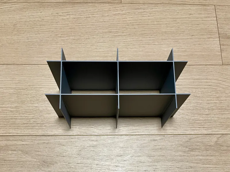 Polestar 4 Scale Model Support Stand
