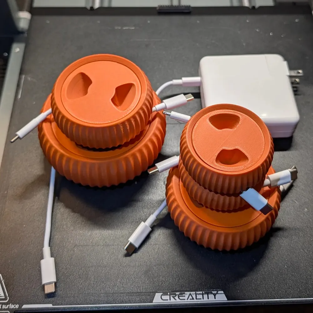 Print-in-Place Cable Roller | Desk Cable Organizer - Free 3D Print ...