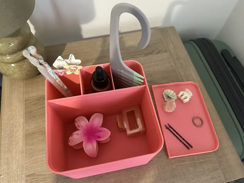 Makeup/Hair accessory caddy 