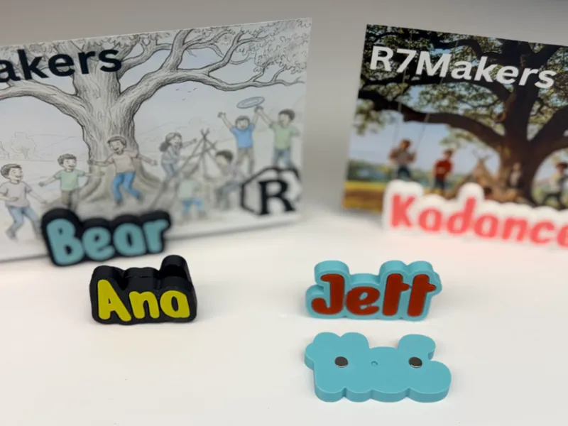 Custom Desk Nameplate & Photo Holder (Parametric)