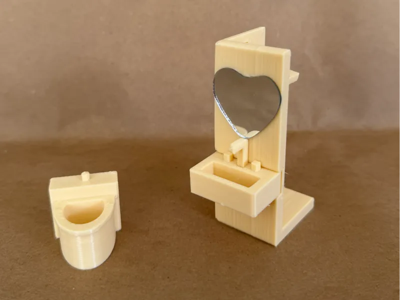 Dollhouse bathroom (shower, sink, toilet)