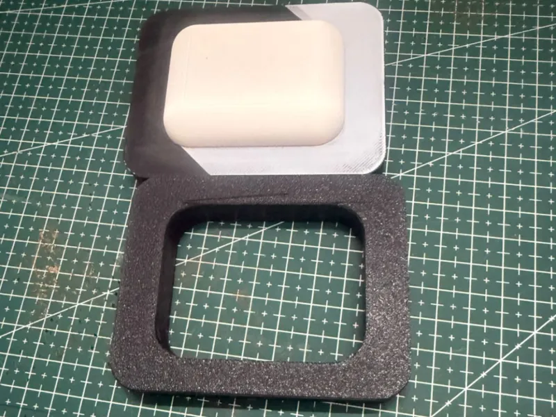 Airpods pro 3 leather mold