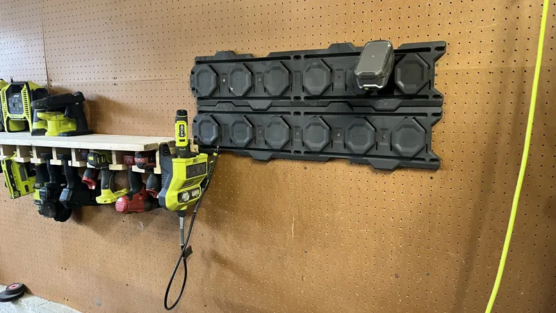 Holder for Ryobi batteries on Ryobi link system.
