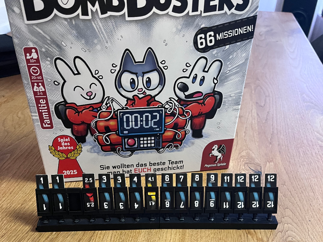 Bomb Busters Card Holder Cable