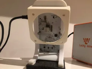 Rear mounted 60mm fan
