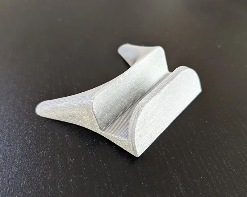 Small Smooth Phone Stand