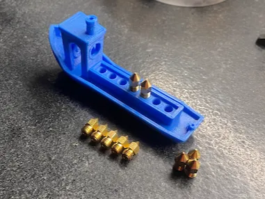 Nozzle Holding Benchy V1