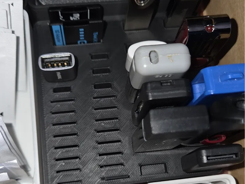Gridfinity Memory Card and USB Holder