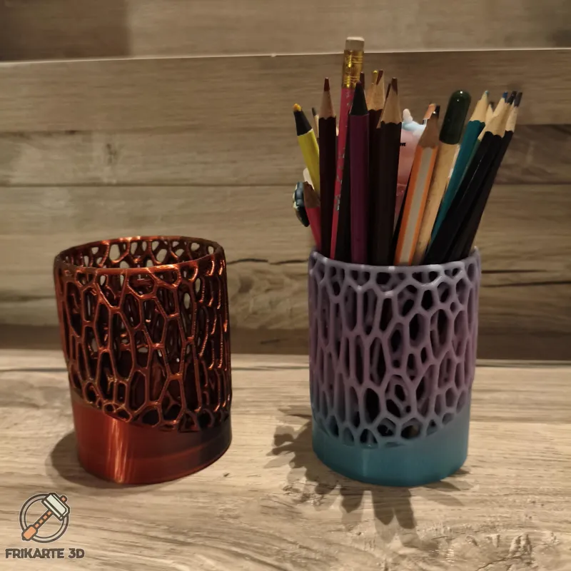 Voronoi Flow Pen Holder — Stylish Desk Organizer