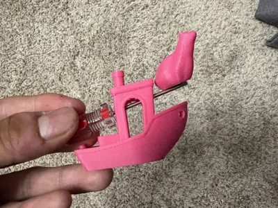 Mini Gerald - Sized up LEGOs frog with magnet