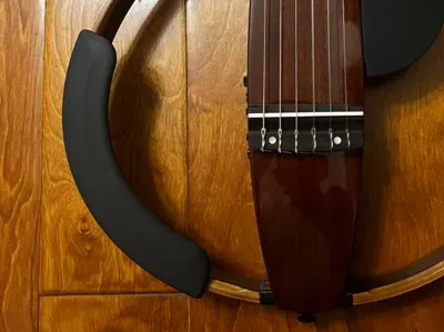 Yamaha SLG200 Guitar Armrest
