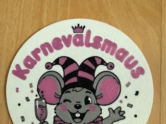 Karnevalsmaus Button, Untersetzer, Schild